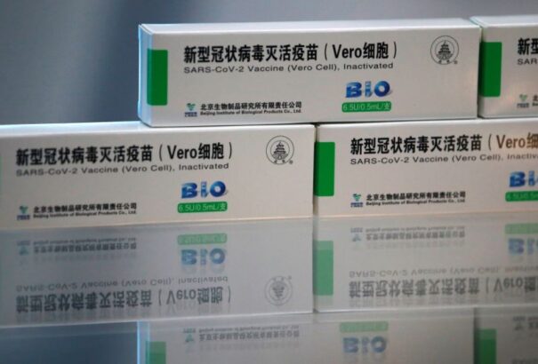 Szerbia lesz az első európai ország, ahol a kínai Sinopharm-vakcinát fogják gyártani