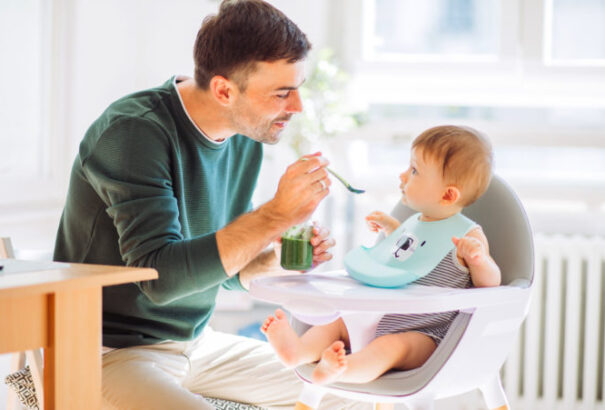Szülők, figyelem! A parlament egyszerűsítette az apák anyasági szabadságának lehetőségét