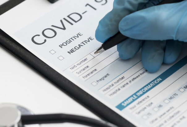 A körzeti orvosok nem adhatnak ki ismételt igazolásokat a COVID-19 betegség leküzdéséről