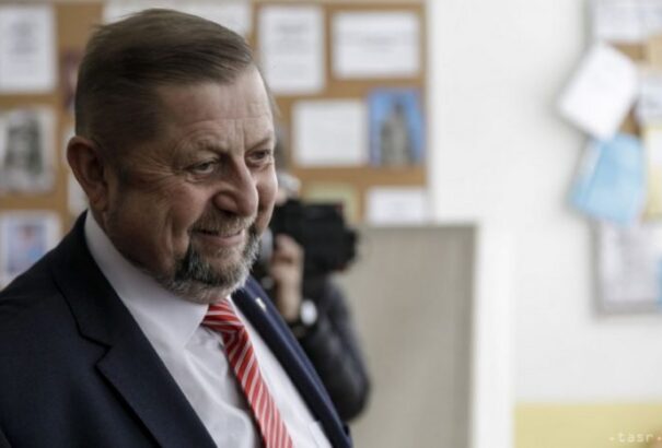 Körözi a rendőrség a Legfelsőbb Bíróság egykori vezetőjét, Štefan Harabint