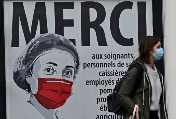 Romló közhangulat, emelkedő számok, politikai melléfogások – ilyen a  járványhelyzet nyugaton Húsvét idején