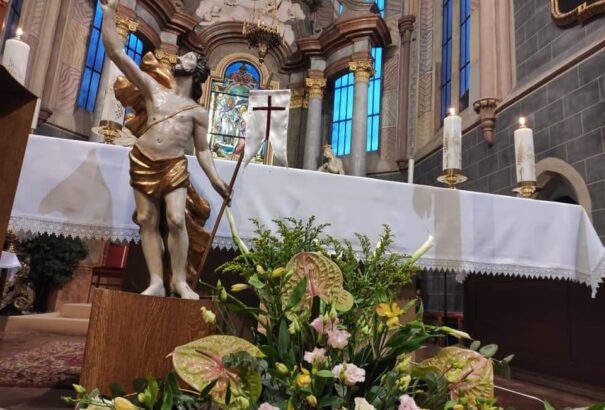 Húsvétvasárnap a Körképen Molnár Tamás pozsonyi magyar katolikus hívek lelkipásztorával