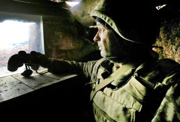 Ukrán válság: Volodimir Zelenszkij elnök a frontra látogat – frissítve