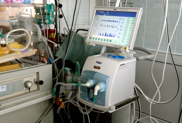 Németország 31 lélegeztetőgépet ajándékozott Szlovákiának