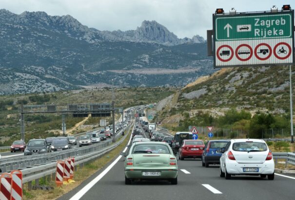 Horvátország megnyitja határait a turisták előtt