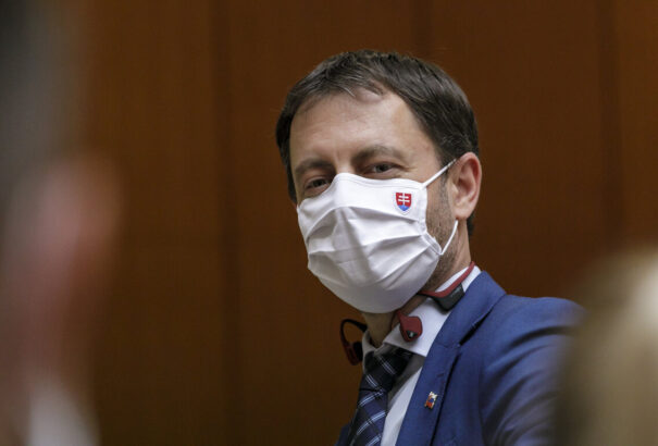 Hétfőtől módosulnak a kijárási tilalom alóli kivételek