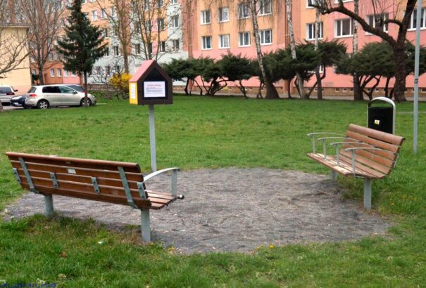 Könyvkölcsönzés játszótéren és a könyvtárban immár Losoncon is