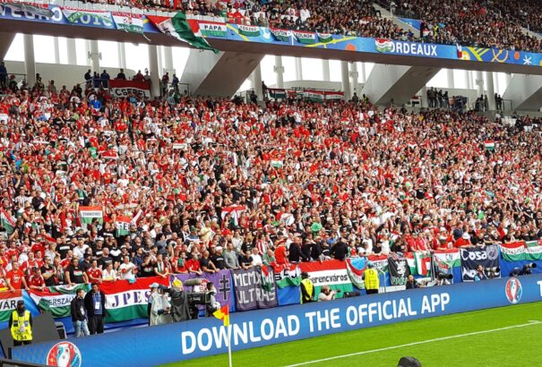 Foci eb előtti szurkolói tájékoztató: Fan Zóna a műjépgályán, vonulás a Hősök teréről