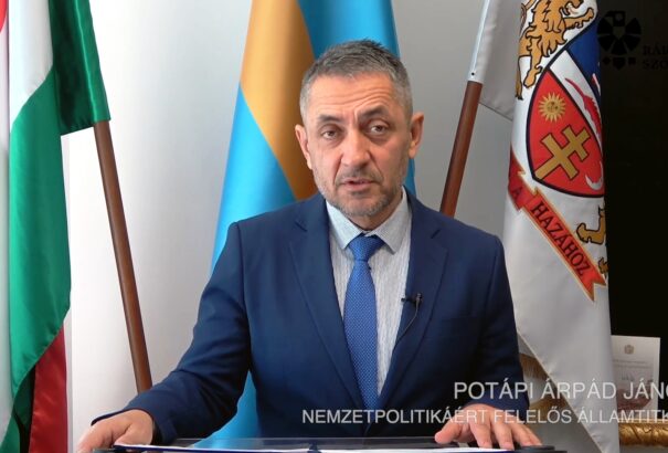 Potápi: 20. századi traumáinkra emlékezni gyász, de egyben összetartozásunk hitvallása is