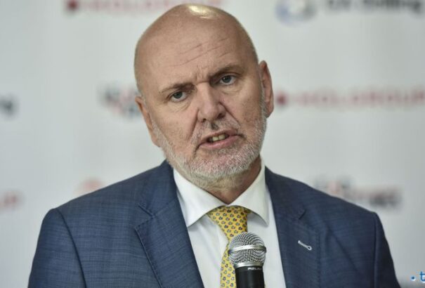 A rendőrök elfogták Világi Oszkár fiát. Drog volt nála