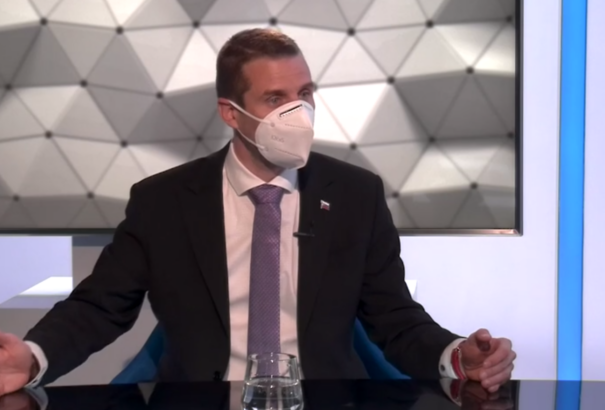 Klus szerint nincs „reális kötődésünk Magyarországoz”. Elárulta, miért akadályozzák a kettős állampolgárságot