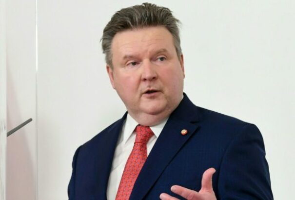 Ausztria keleti tartományai legalább április 18-ig zárva maradnak