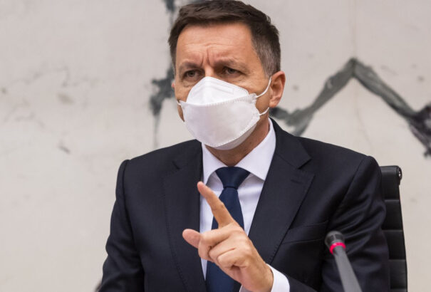 A Vámszedő-ügy „online tanúja” szerint Kažimír félmillió eurót kapott a Smer oligarchájától