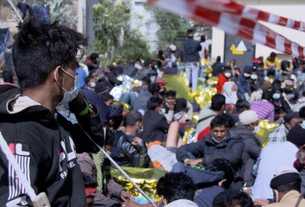 Megindulhat a migránshullám Észak-Afrika felől, Lampedusa szigetén már kifogytak a helyekből