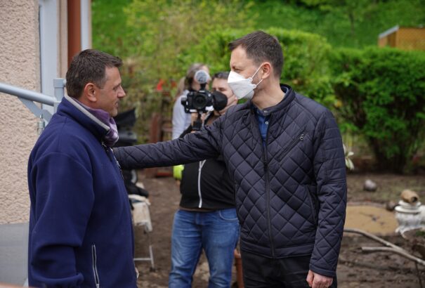 Heger anyagi segítséget ígért az árvíz sújtotta Garamrudnónak