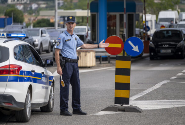 Horvátország a közelgő nyári turistaszezon előtt közzétette az országba való belépés feltételeit