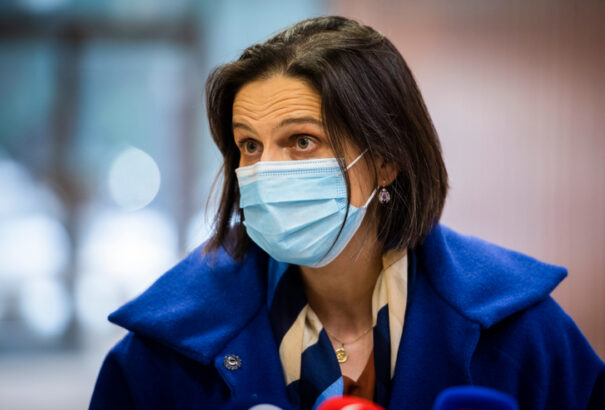 Kolíková: Jövő hétig még biztosan érvényben lesz a kijárási tilalom