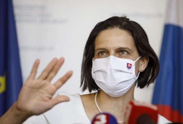 Kolíková marad, nem szavazták meg visszahívását a képviselők