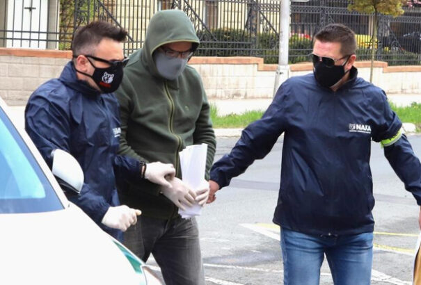 A Szlovák Földalappal kapcsolatos korrupciós ügyek miatt a NAKA nyolc személyt vett őrizetbe