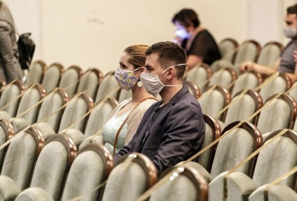 Mától újabb enyhítések léptek érvénybe. Megszűnt az idősek vásárlási idősávja