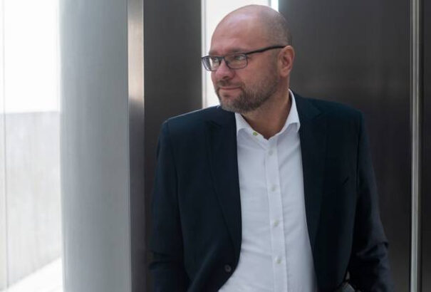 TIS: A pozsonyi képviselők gyanúsan magas bérleti segélyt kaptak Sulík minisztériumától