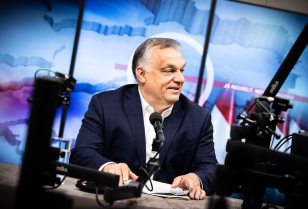 Orbán Viktor: Eltöröljük a kötelező maszkviselést, megszűnik a kijárási tilalom