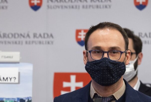 A képviselők nem választották meg Tomáš Lehotskýt (Za ľudí) a parlament alelnökének