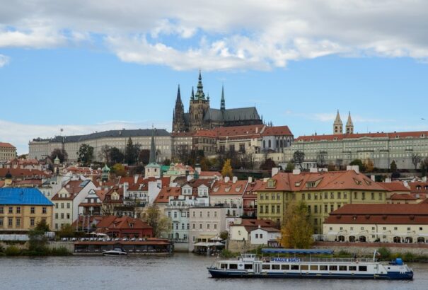 Koronavírus – Cseh miniszter: „nem vagyok elragadtatva, hogy ilyen határozott nyitást kell tennünk”