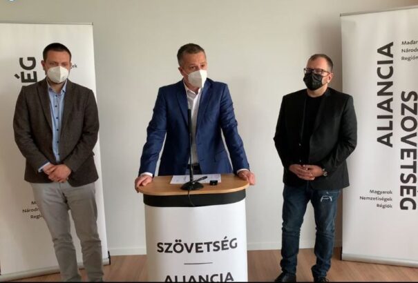 A Most-Híd a Szövetség nevében a kormány kultúrpolitikáját támadja. Saját visszaéléseiről azonban hallgat