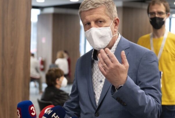 Lengvarský: Csak idő kérdése, hogy mikor jelenik meg Szlovákiában a Delta-variáns