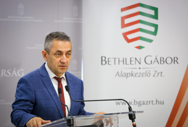 Potápi Árpád János: Megjelentek a Szülőföldön magyarul program idei felhívásai