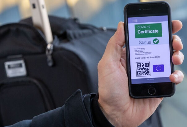 Az Általános Egészségbiztosító alkalmazásában már elérhető az uniós COVID-igazolvány