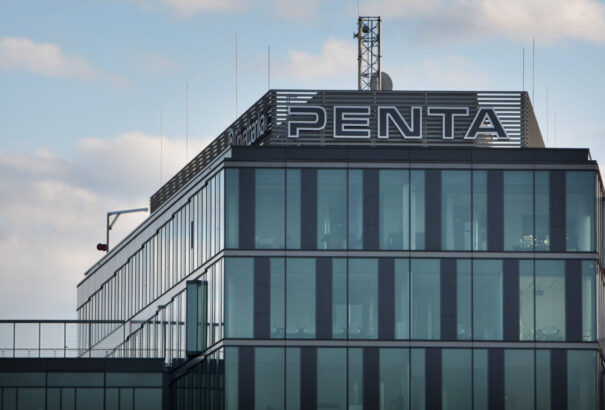 Hatalmas változások a Pentában: Haščák a feleségére íratja át vagyonát, egy újabb alapító távozik