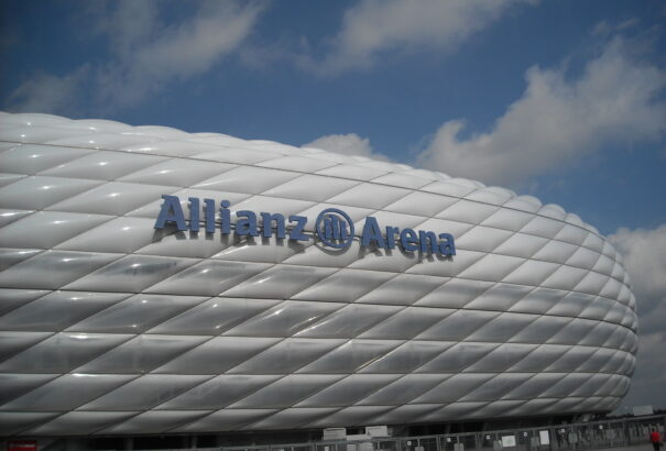 Szijjártó Péter: Nem vonulhatnak Münchenben a magyar szurkolók, és molinót sem vihetnek be a stadionba