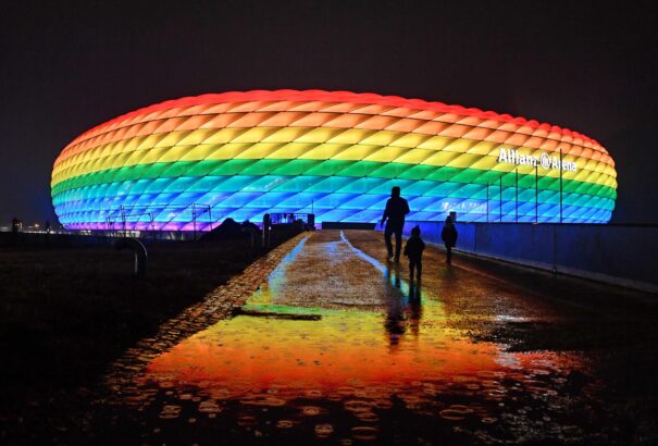 Szijjártó: helyes döntést hozott az UEFA azzal, hogy nem asszisztál a Magyarországgal szembeni politikai provokációhoz