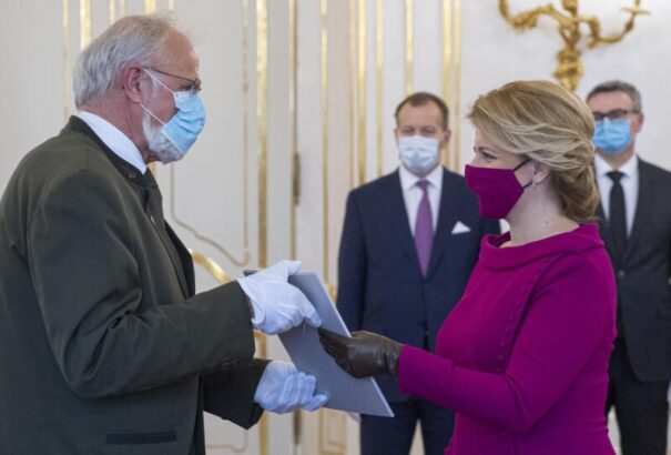 Az államfő csak akkor fogadja el Ján Mičovský lemondását, ha kiderül, ki lesz az utódja