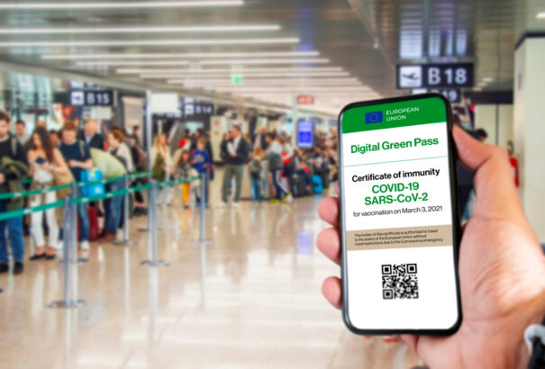 Az NCZI elkezdi az uniós digitális COVID-igazolványok kiállítását