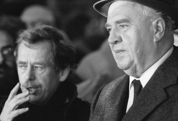 Szlovákiában csökkentik az egykori kommunisták nyugdíját