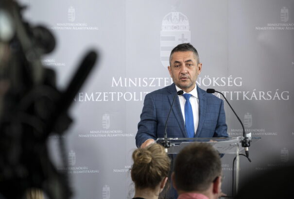 Potápi: megjelent a külhoni magyar programokat támogató felhívás – Képek, videó