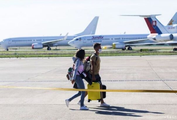 Beindul a nyári légiforgalom a pozsonyi reptéren