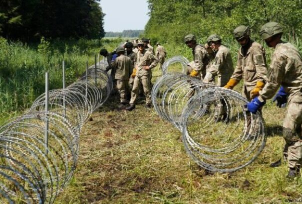 Litvánia kerítést épít a fehérorosz határra