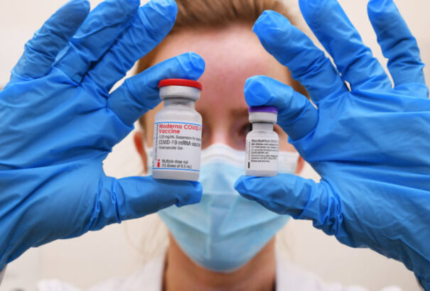 WHO: Lehetséges összefüggés az mRNA típusú vakcina és a szívizomgyulladás között