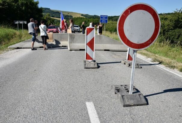 A csehek egy vakcina után is beléphetnek Szlovákiába