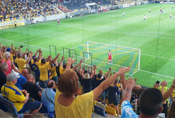 Szered-DAC: Győzni mennek Nagyszombatba a sárga-kékek