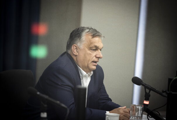Orbán Viktor a Kossuth Rádióban: Augusztus 1-jétől lehet kapni a harmadik oltást Magyarországon