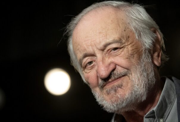 Döntött a koalíciós tanács: Nem hirdetnek országos gyászt Lasica halála kapcsán