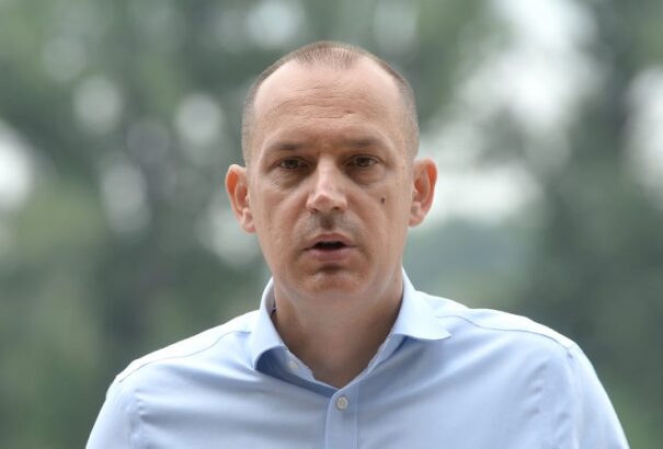 Koronavírus – A szerb szakminiszter értetlenül áll egyes egészségügyi dolgozók oltásellenessége előtt