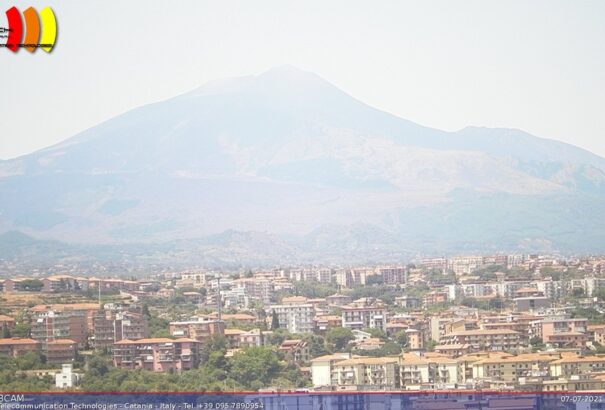 Kitört az Etna, hamu lepte el Cataniát