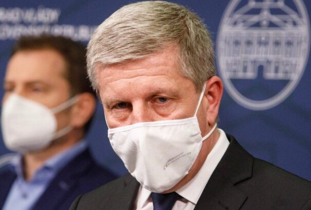 Lengvarský: Nem igaz, hogy Matovič nem kapott időpontot a Szputnyikra