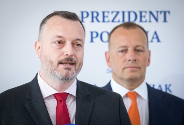 A Sme rodina a Koalíciós Tanács összehívását kérte. Kétségeik vannak Mikulec személyével kapcsolatban